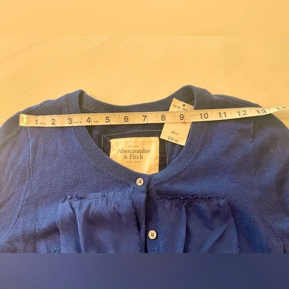 Abercrombie & Fitch Women’s Blue Ruffled Detailed Long Sleeve Cardigan SZ L - Picture 8 of 11